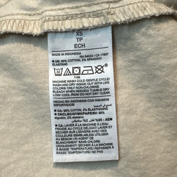 Old Navy High-Rise OG Chino Cargo Pants Women's XS Khaki Straight Stretch Light - Picture 5 of 8